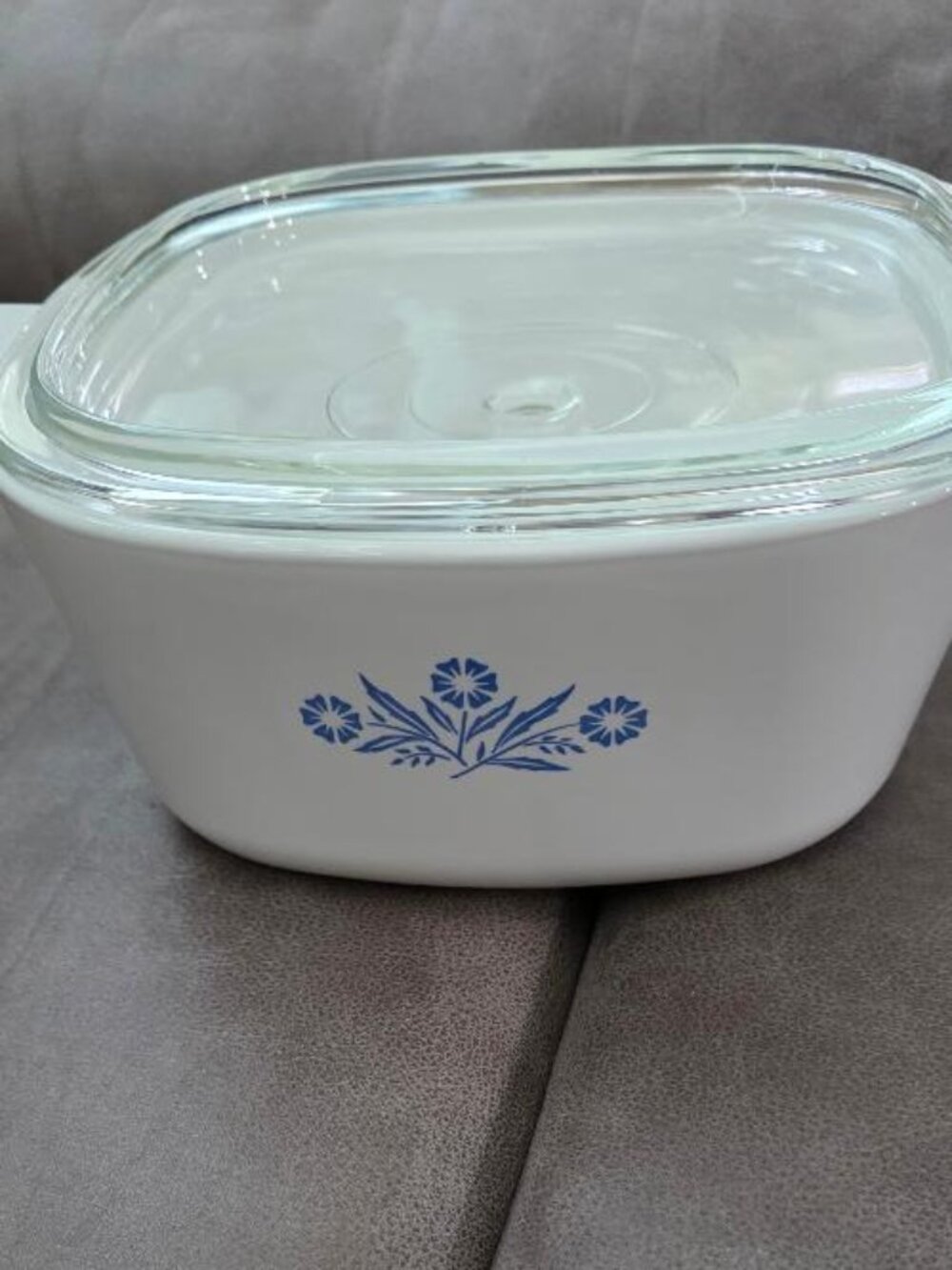 Vintage 2.5 Qt Corning Ware - Blue Cornflower - No chips